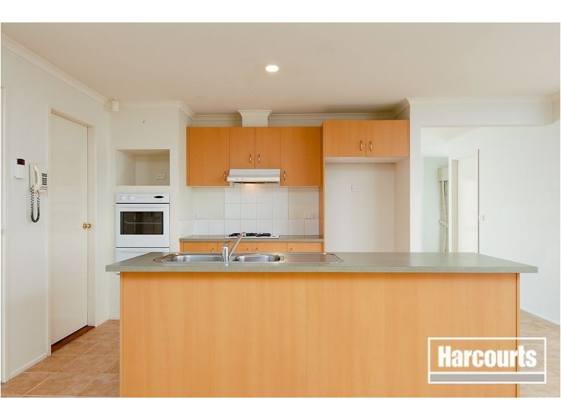 21 May Gibbs Crescent, Lynbrook VIC 3975