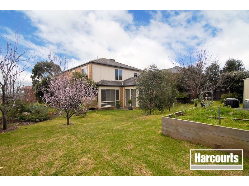 1 Sugarloaf Avenue, Lynbrook VIC 3975