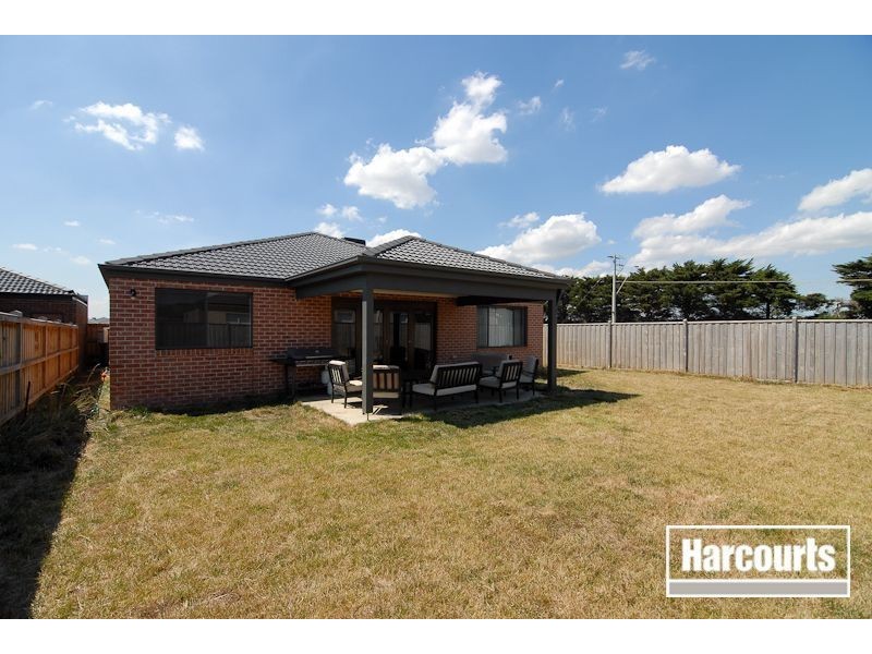 13 Honeybark Crescent, Lyndhurst VIC 3975