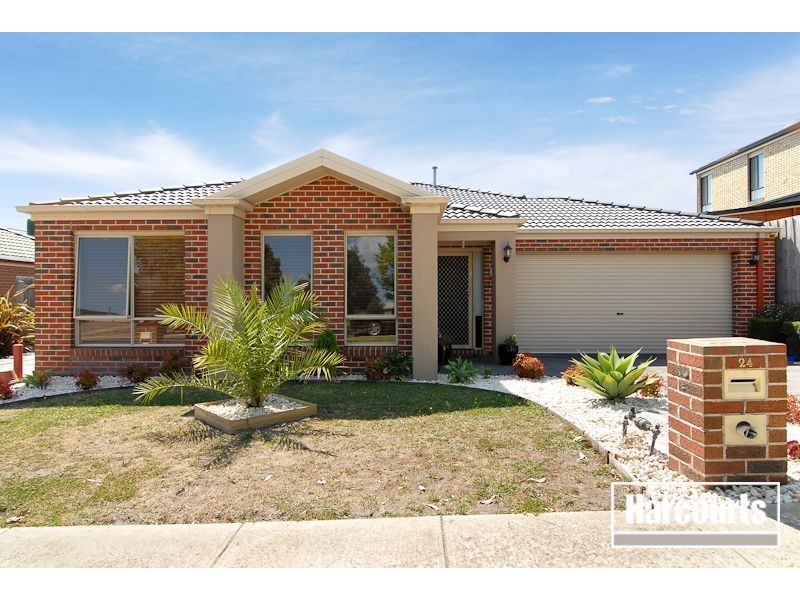 1/24 Silver Creek Drive, Lynbrook VIC 3975