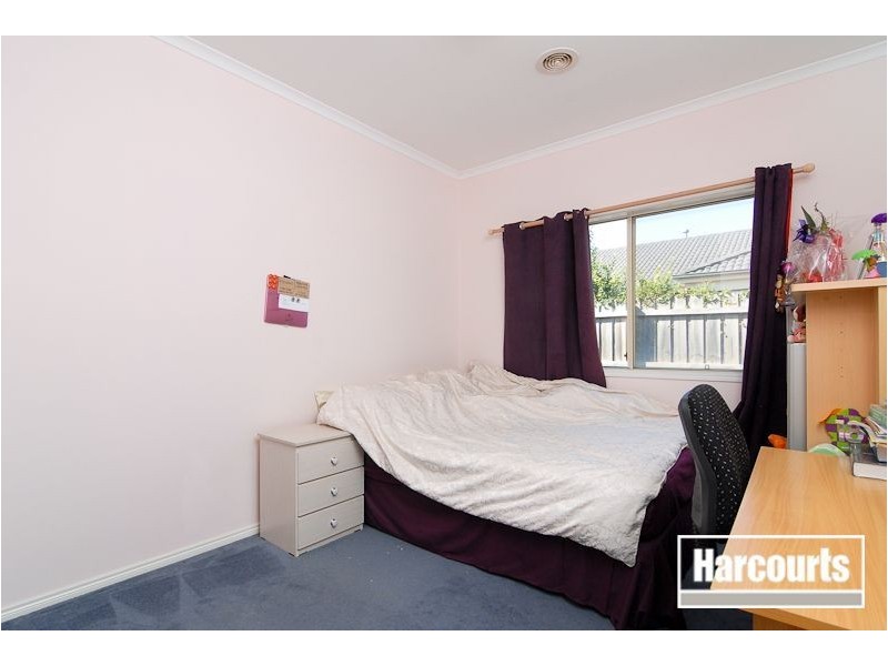 39 Glenshee Drive, Lynbrook VIC 3975