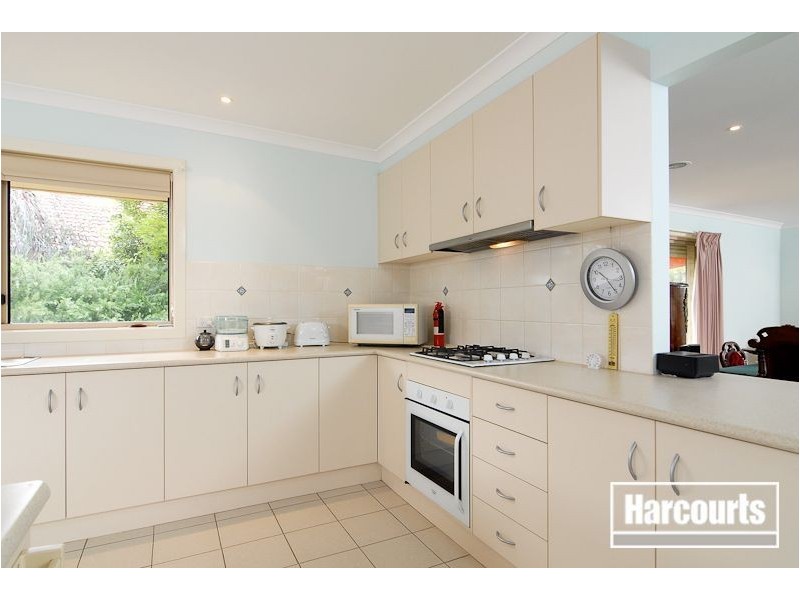 51 Astley Wynd, Lynbrook VIC 3975