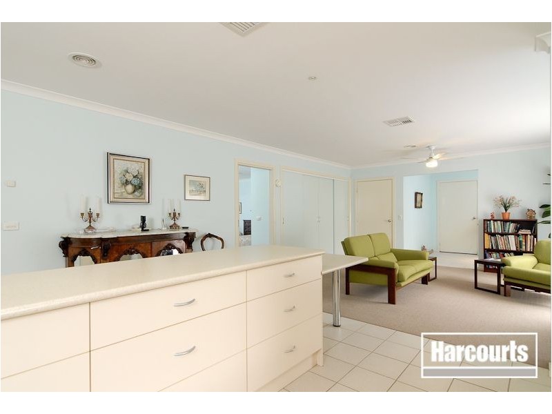 51 Astley Wynd, Lynbrook VIC 3975
