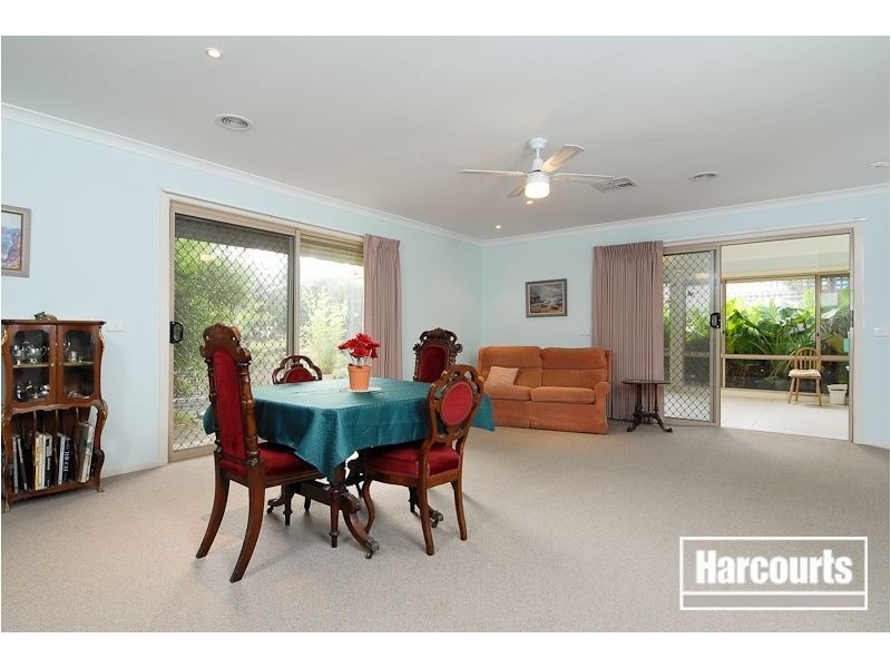 51 Astley Wynd, Lynbrook VIC 3975