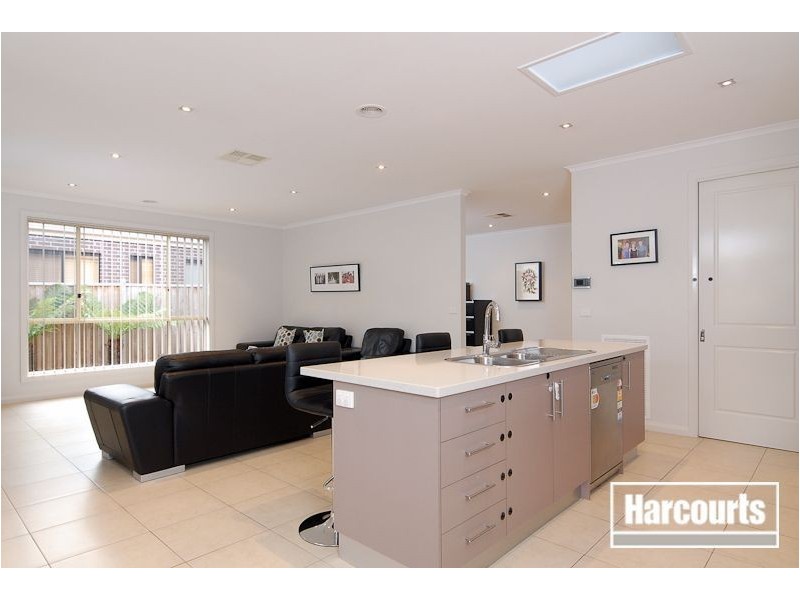 13 Caribbean Pine Court, Lyndhurst VIC 3975