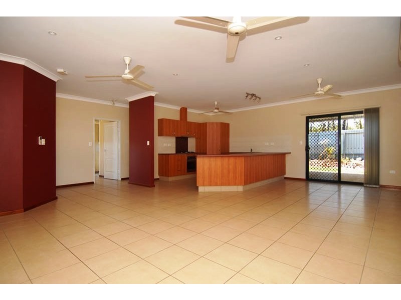 11 Inverway Circuit, Farrar NT 0830