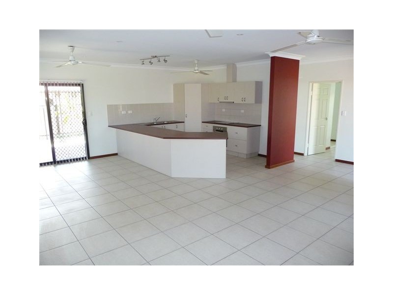 20 Yirra Crescent, Rosebery NT 0832