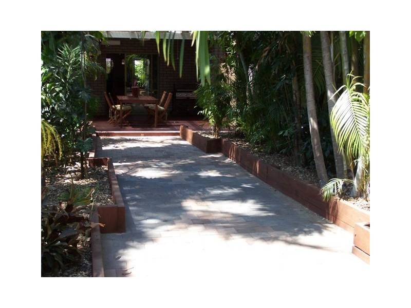 2/27 Philip Street, Darwin NT 0800