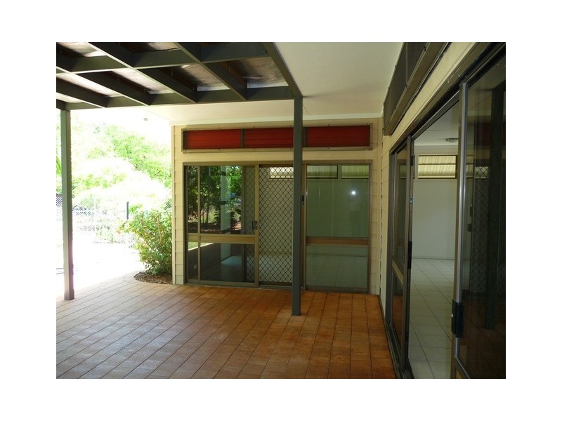 42 Haritos Street, Wanguri NT 0810