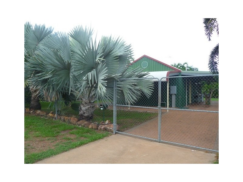 73 Forrest Parade, Bakewell NT 0832