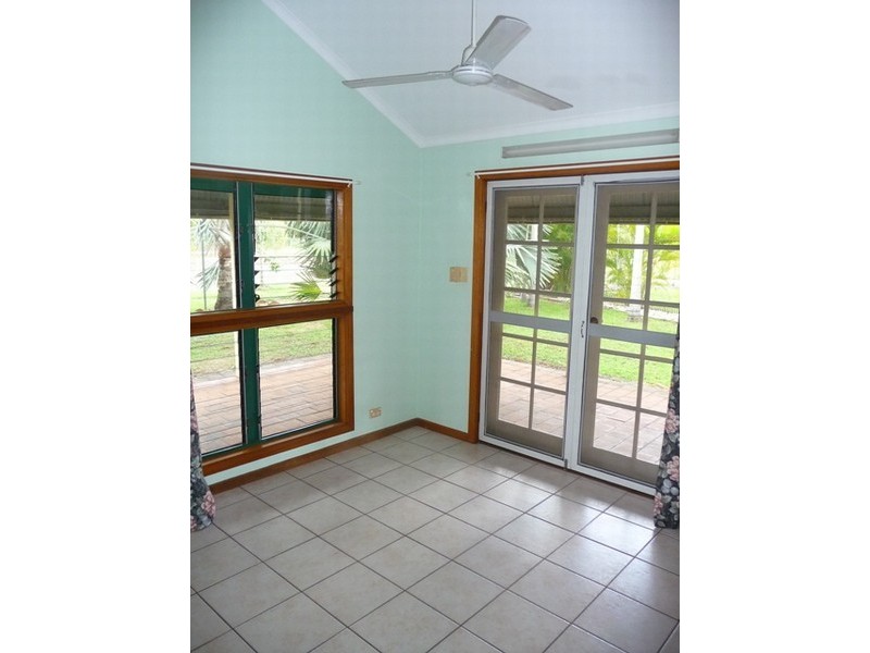 73 Forrest Parade, Bakewell NT 0832