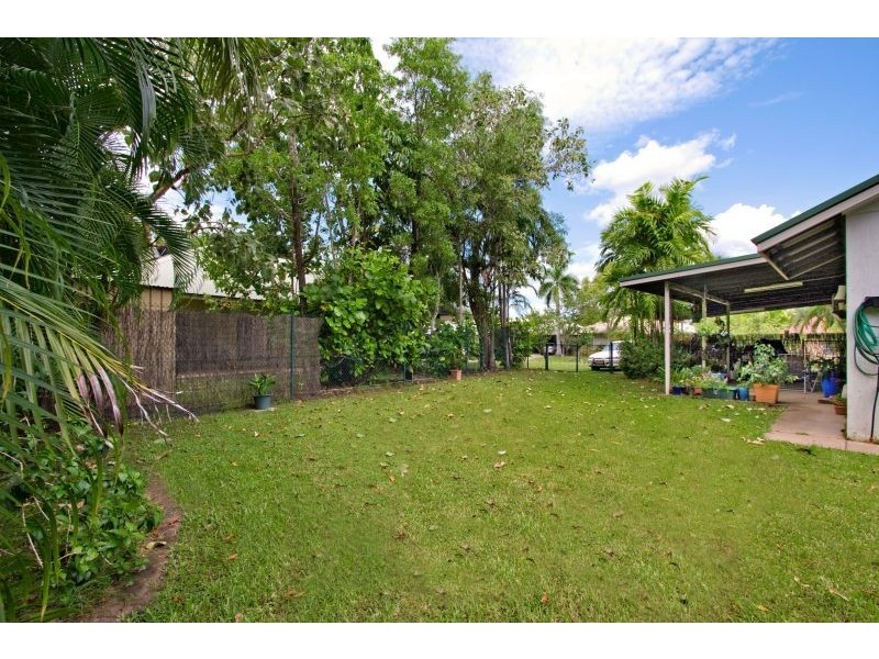 2 Kentia Grove, Durack NT 0830