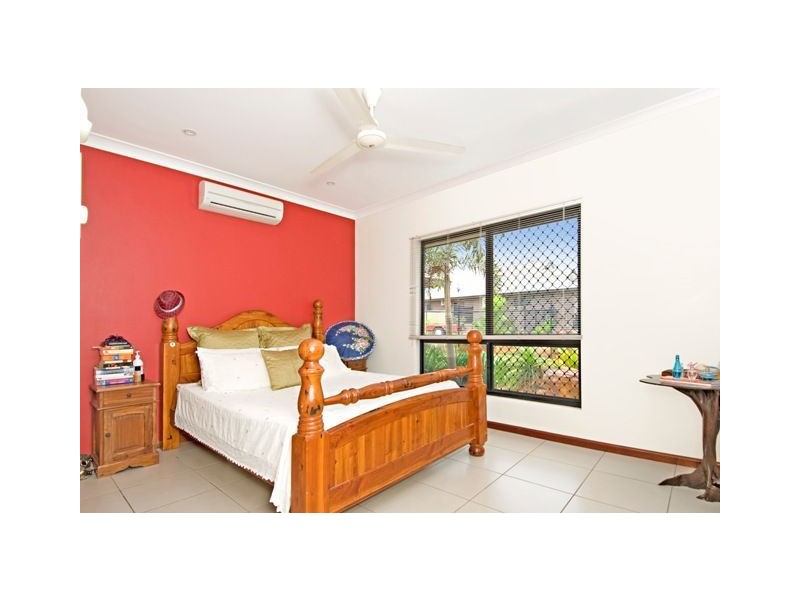 36 Richards Crescent, Rosebery NT 0832