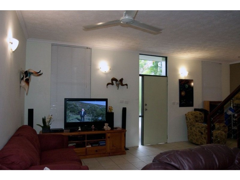 2/10 Winston Avenue, Stuart Park NT 0820