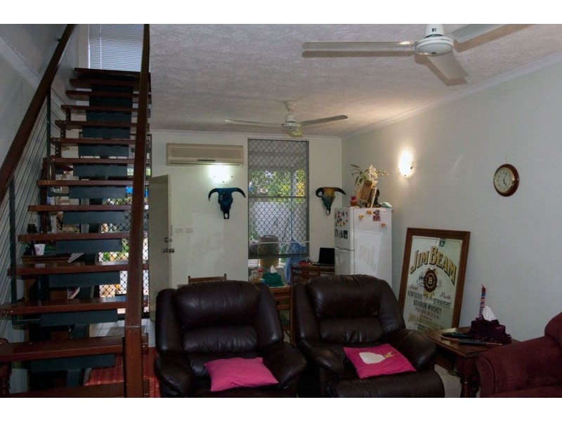 2/10 Winston Avenue, Stuart Park NT 0820