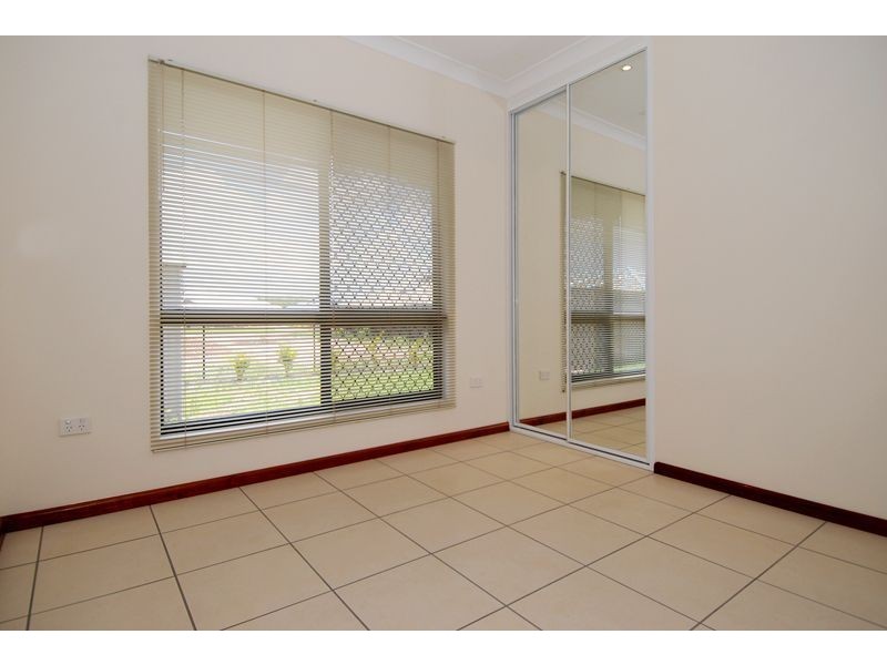 19 Richards Crescent, Rosebery NT 0832