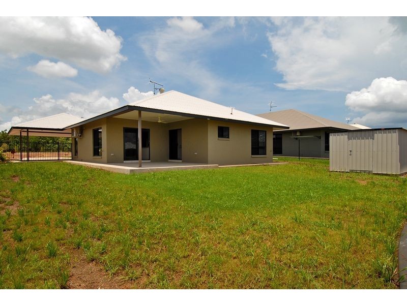 19 Richards Crescent, Rosebery NT 0832