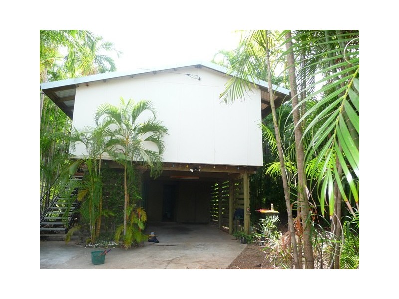 22 Lakeside Drive, Alawa NT 0810