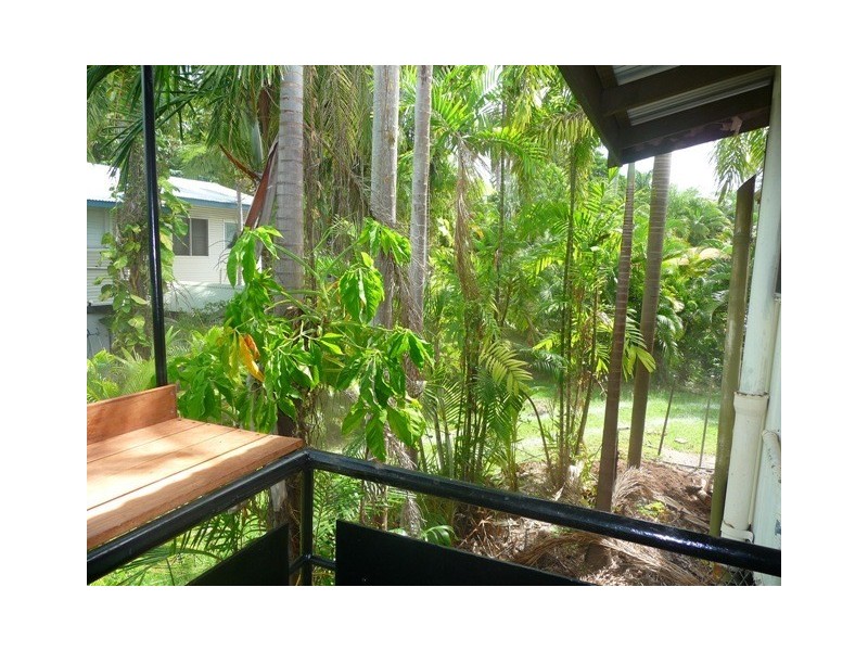 22 Lakeside Drive, Alawa NT 0810