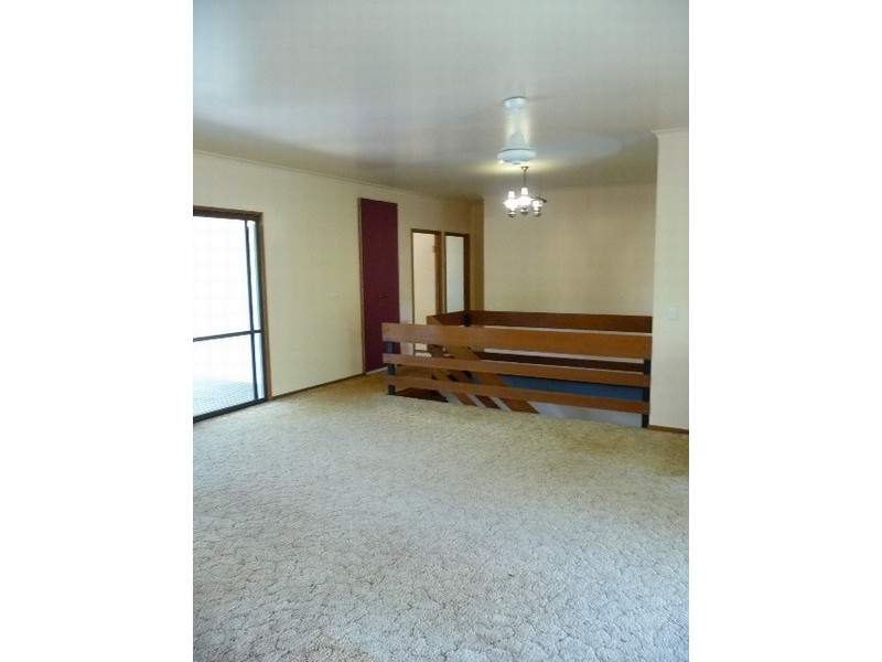 6 Lippia Street, Karama NT 0812