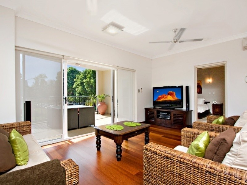 2/32 McLachlan Street, Darwin NT 0800