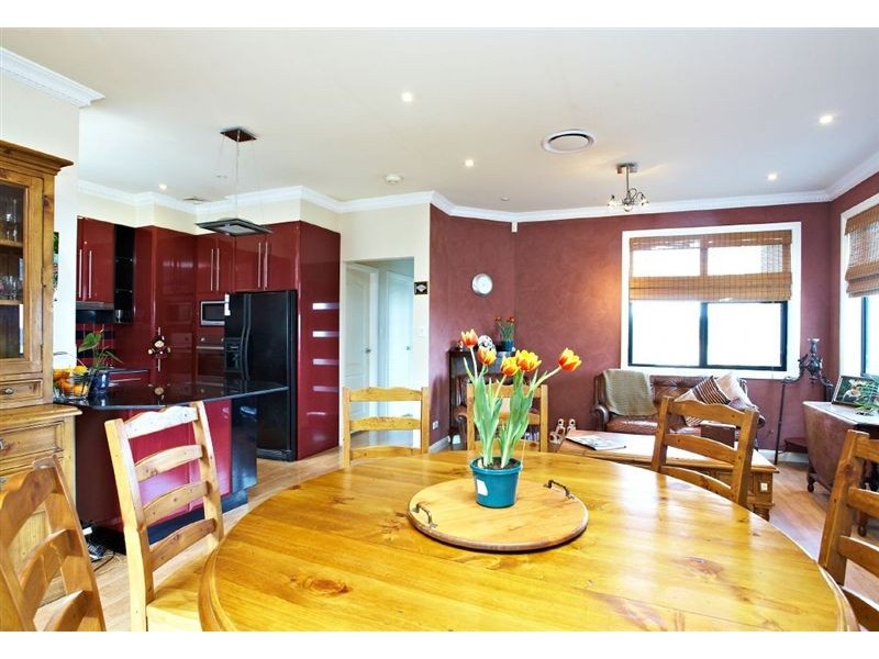 11 Regiment Grove, Winston Hills NSW 2153