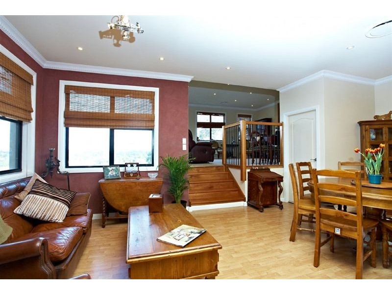 11 Regiment Grove, Winston Hills NSW 2153