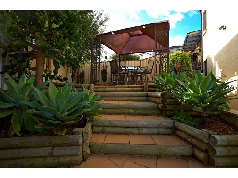 11 Regiment Grove, Winston Hills NSW 2153