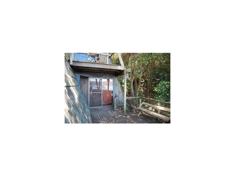14 The Chase, Lovett Bay NSW 2105
