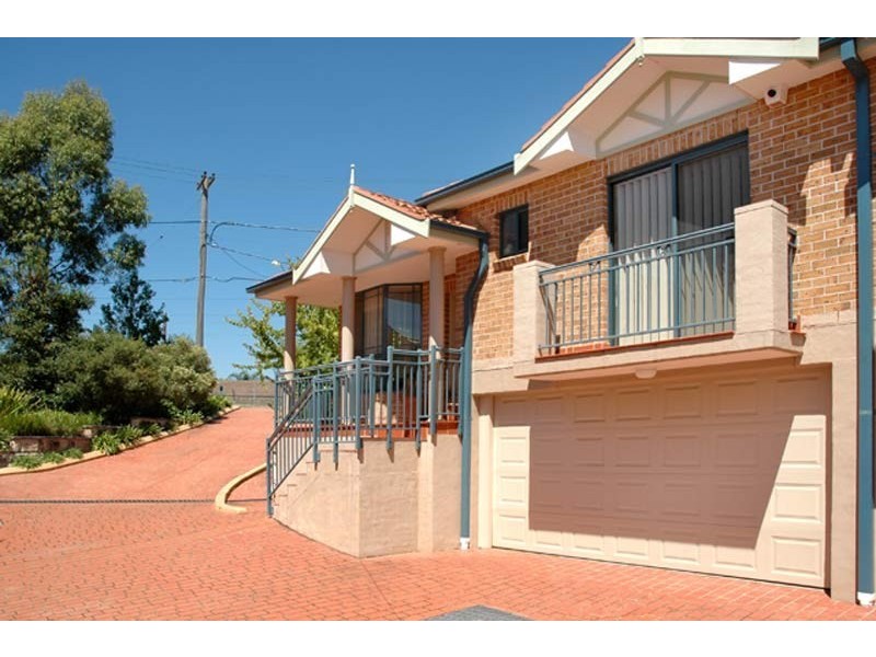 1/95 Adderton Road, Carlingford NSW 2118