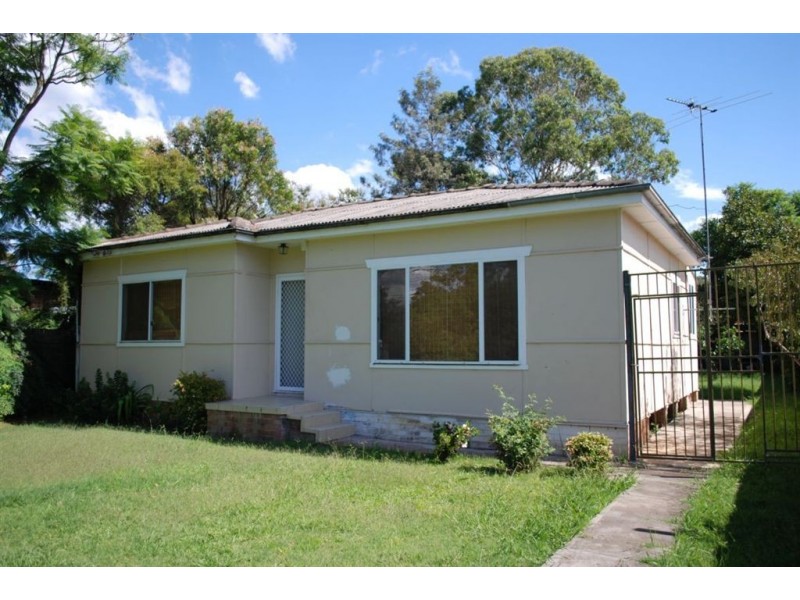 9 Melbourne Street, Oxley Park NSW 2760