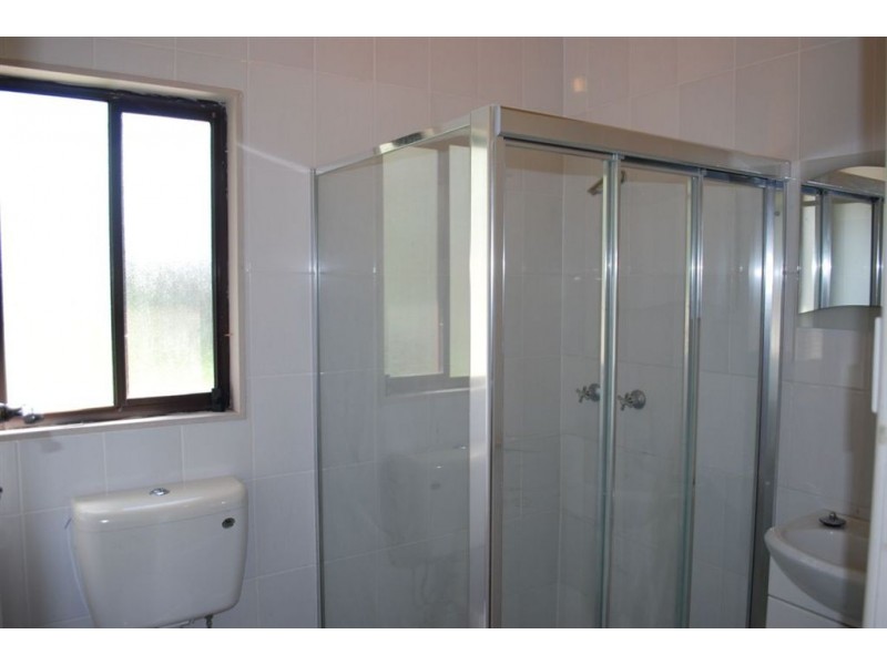 9 Melbourne Street, Oxley Park NSW 2760