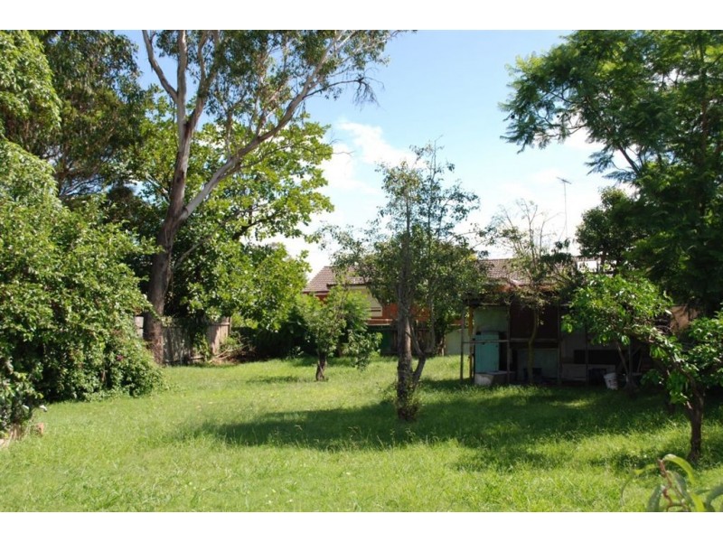 9 Melbourne Street, Oxley Park NSW 2760