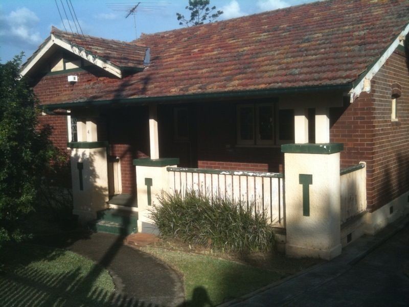 4 Wingate Avenue, Eastwood NSW 2122