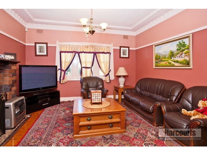 20 Darvall Road, Eastwood NSW 2122