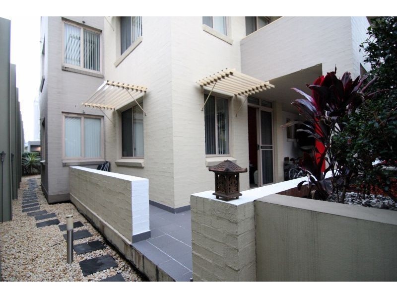 101/4 Stromboli Strait, Wentworth Point NSW 2127