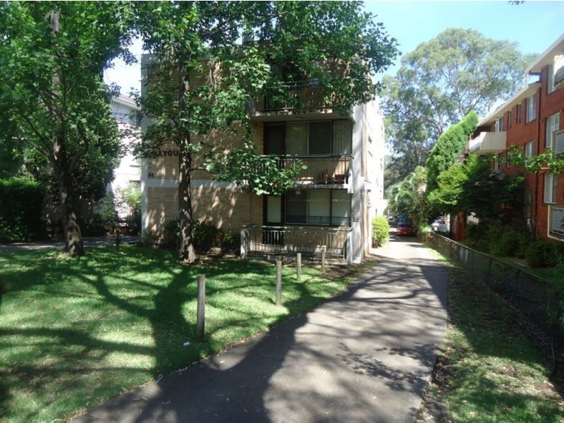 10/52 Meadow Cres, Meadowbank NSW 2114