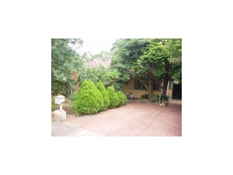 25 Threlfall Street, Eastwood NSW 2122