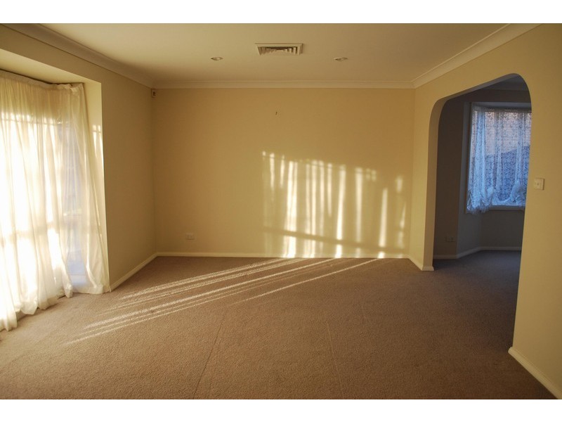 39 Delaney Drive, Baulkham Hills NSW 2153