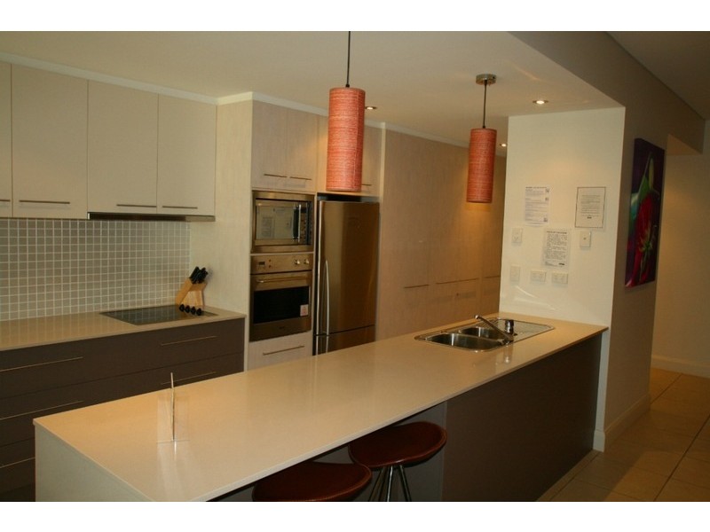 11 / 4 Ocean Beach Drive, Agnes Water QLD 4677