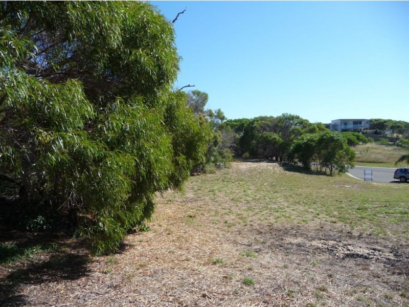 20 Marine Parade, Agnes Water QLD 4677