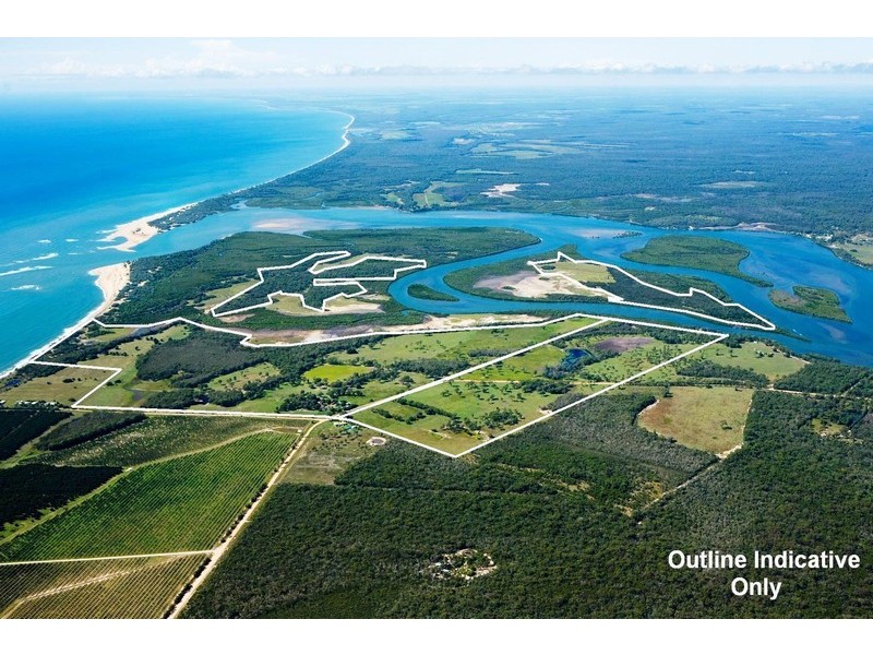 1710 Coast Road, Agnes Water QLD 4677