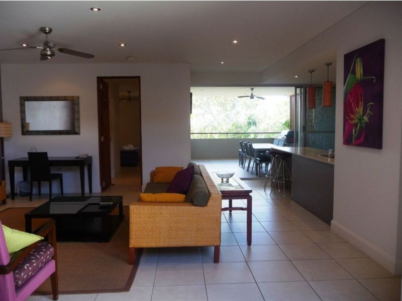 14/4 Ocean Beach Drive, Agnes Water QLD 4677