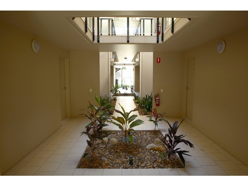 24/3 Agnes Street, Agnes Water QLD 4677
