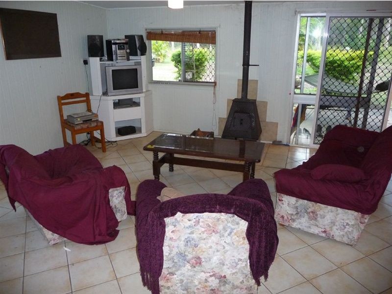 Lot 165 Davies Road, Captain Creek QLD 4677