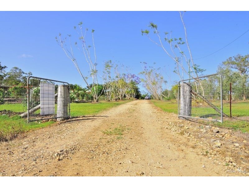 22 Dillon Road, Captain Creek QLD 4677