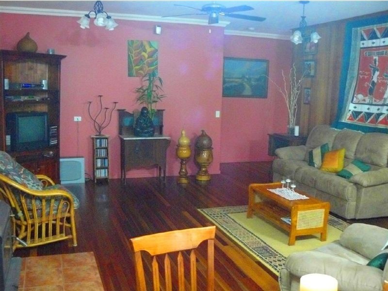 115 Bootmaker Drive, Agnes Water QLD 4677