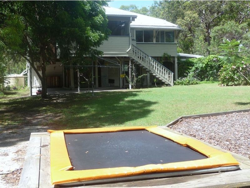 16 Bills Road, Agnes Water QLD 4677