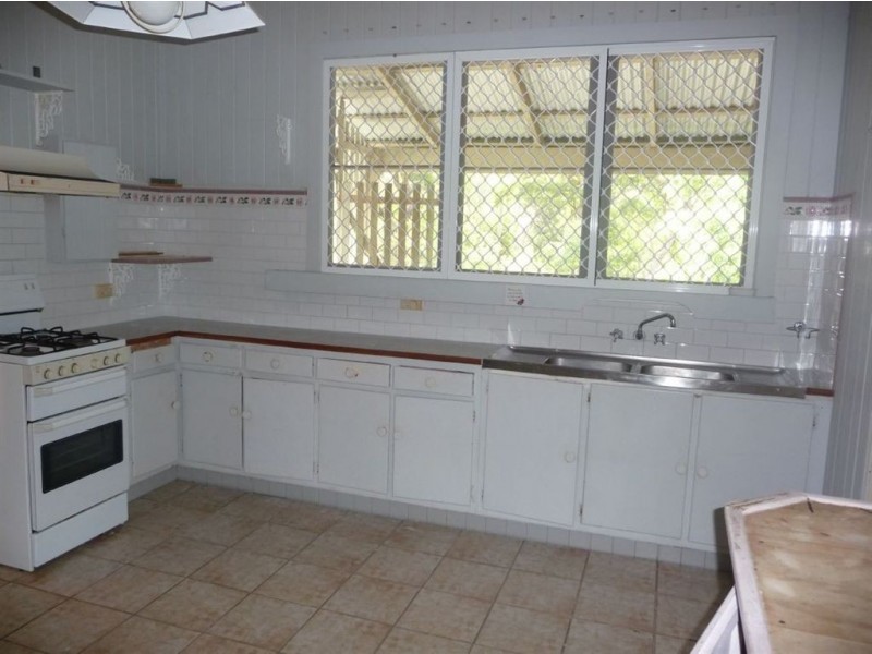 16 Bills Road, Agnes Water QLD 4677