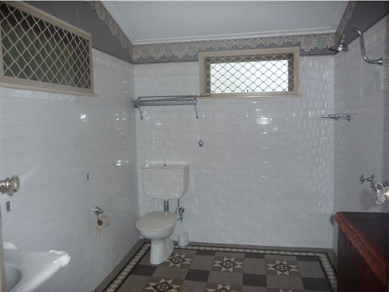 16 Bills Road, Agnes Water QLD 4677